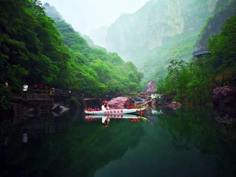 西方世界其实有2个圈子